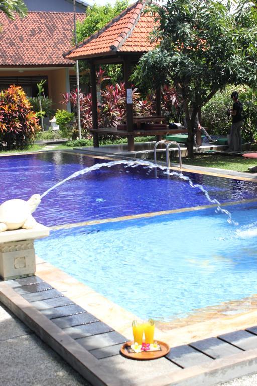 Hotel Puri Nusantara Кута Экстерьер фото